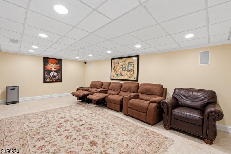 3 Alexandria Dr