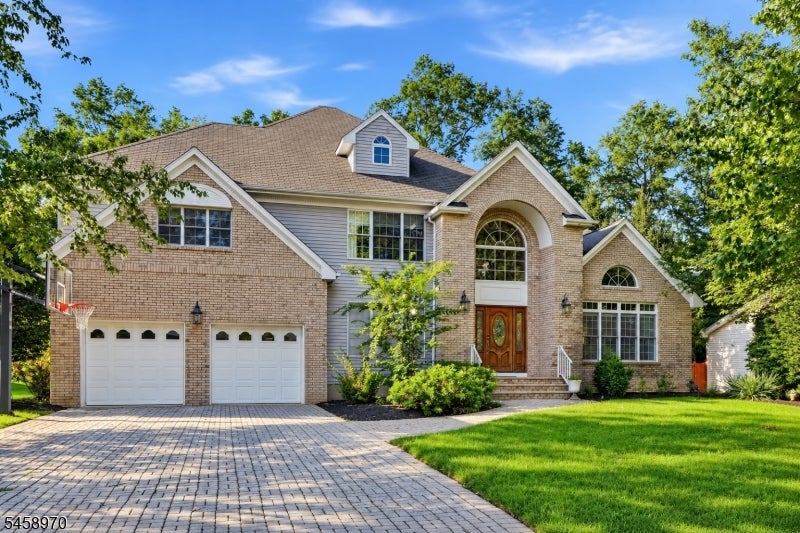 3 Alexandria Dr