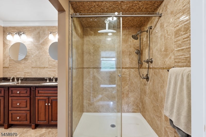 3 Alexandria Dr