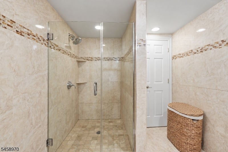3 Alexandria Dr
