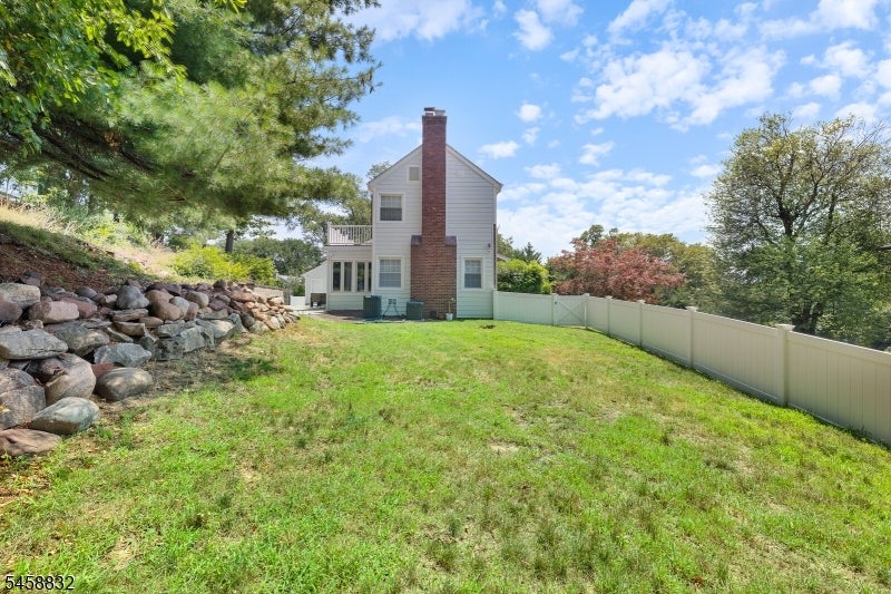 330 Springfield Ave