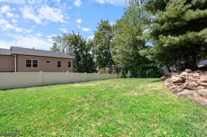 330 Springfield Ave