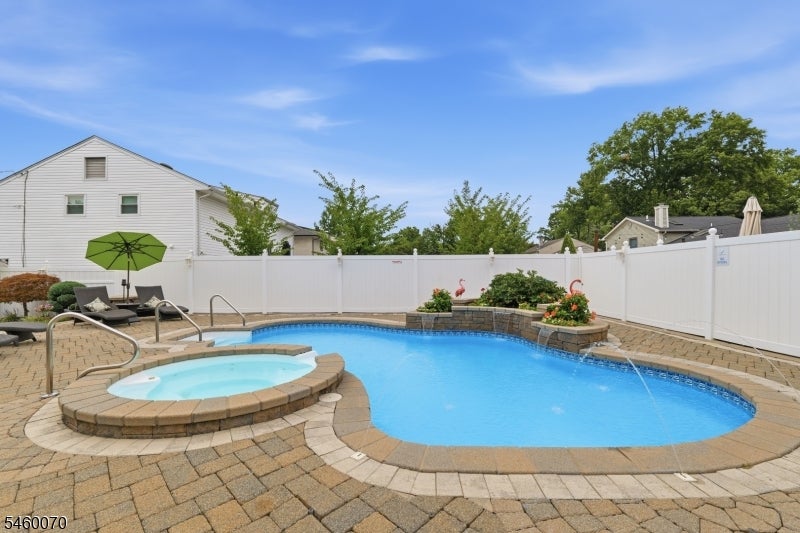 156 Boulevard