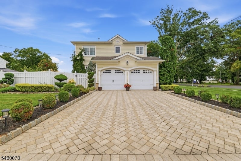 156 Boulevard