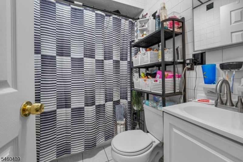 130 Garfield Ave