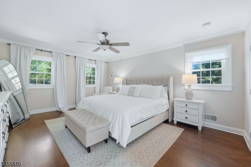 11 Tallwood Ct