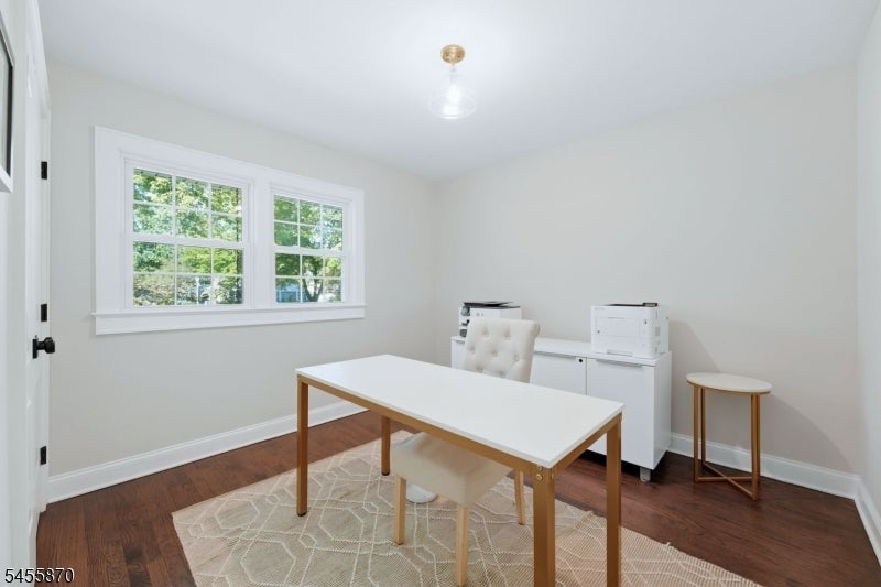 11 Tallwood Ct