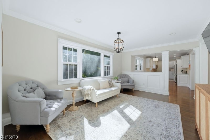 11 Tallwood Ct