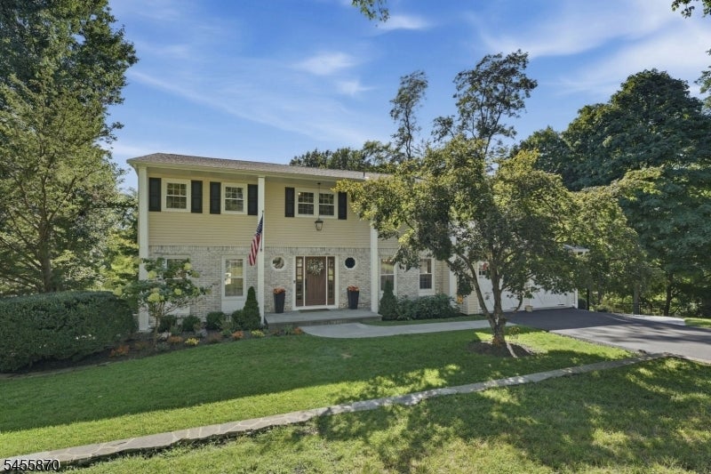 11 Tallwood Ct