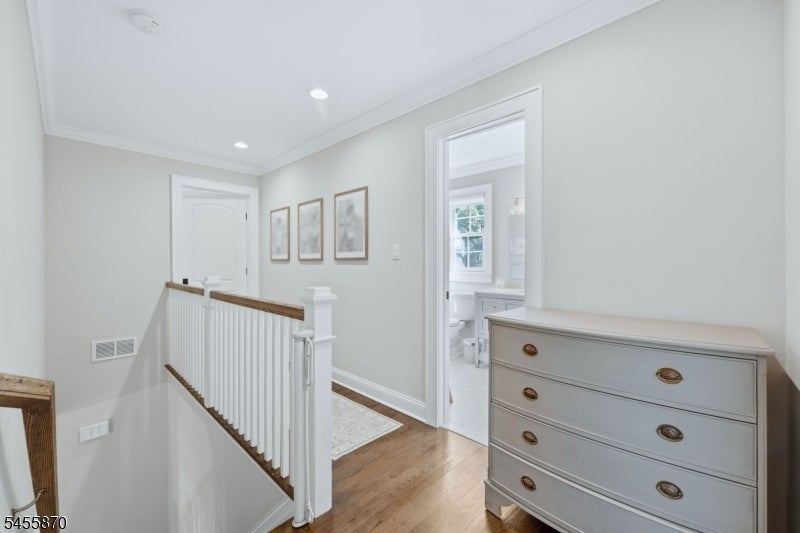 11 Tallwood Ct