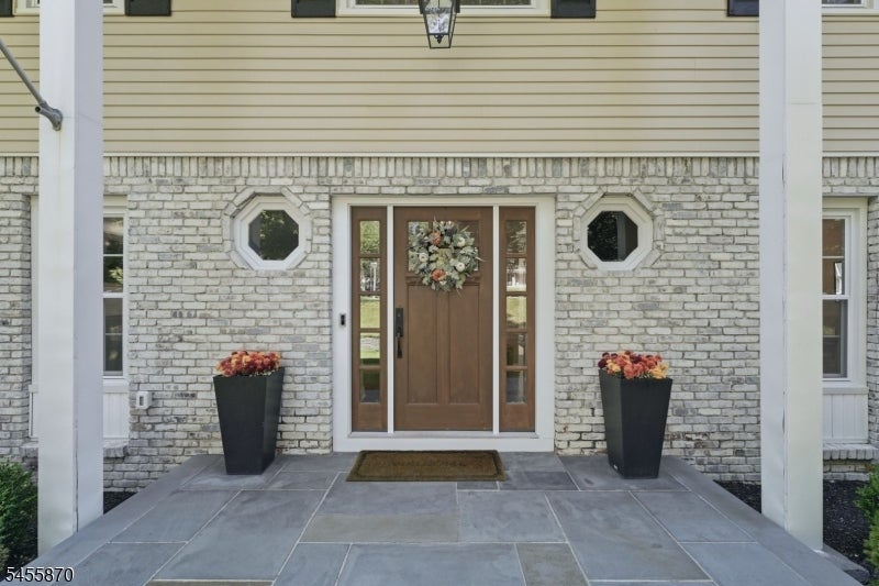 11 Tallwood Ct