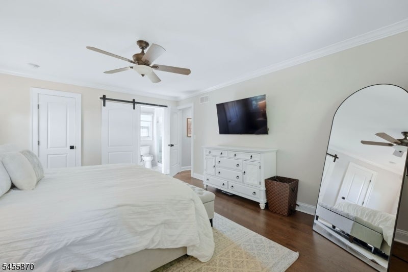 11 Tallwood Ct