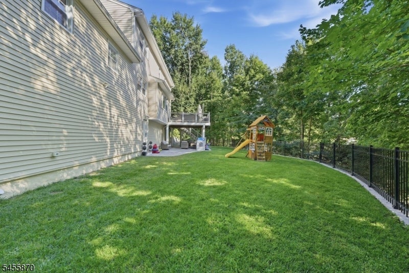 11 Tallwood Ct