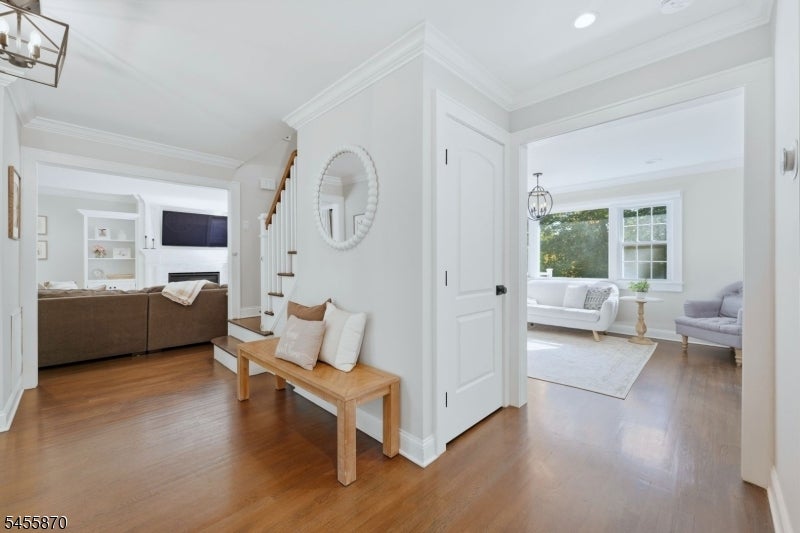 11 Tallwood Ct
