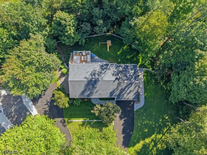 11 Tallwood Ct
