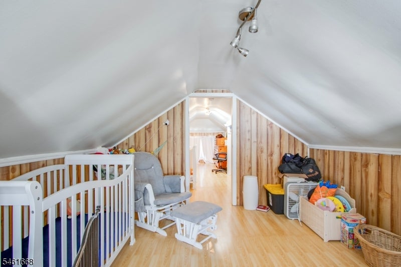 8A Pallant Ave