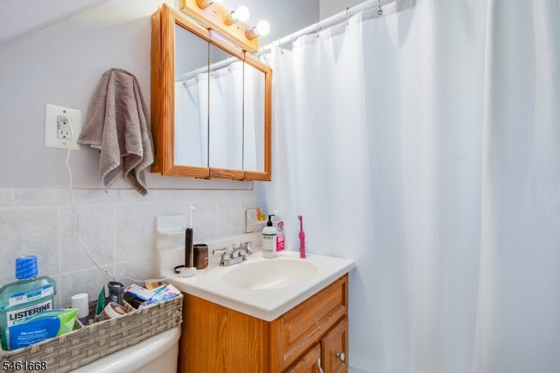 8A Pallant Ave