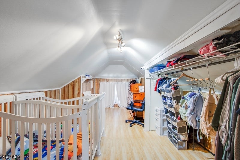 8A Pallant Ave