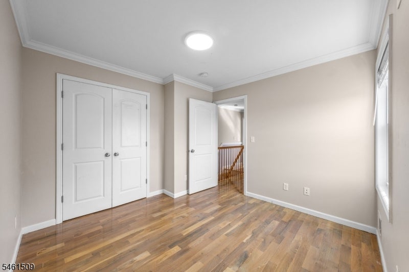 1034 William St B