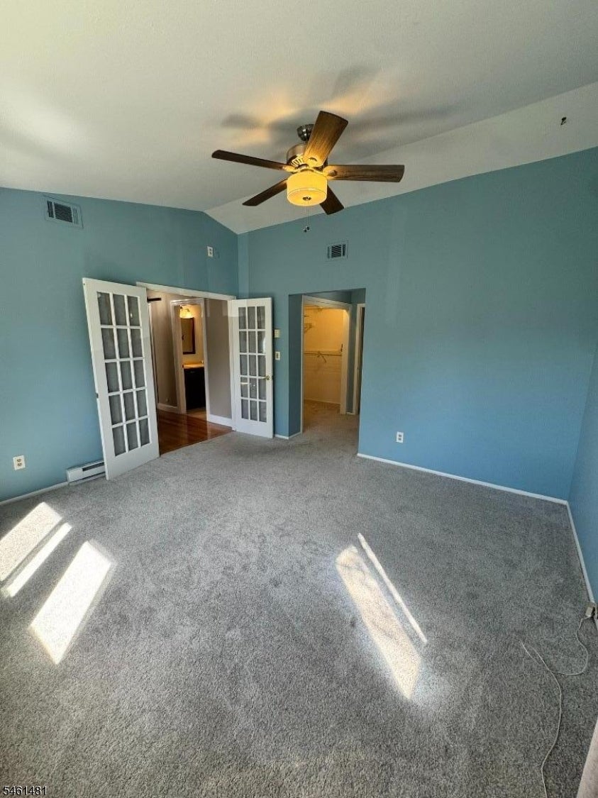 206 Drake Ln