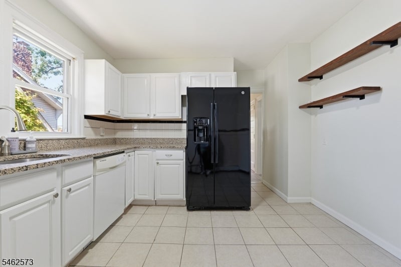 165 Centre St 2