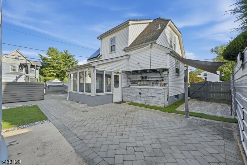 107 Palisade Ave