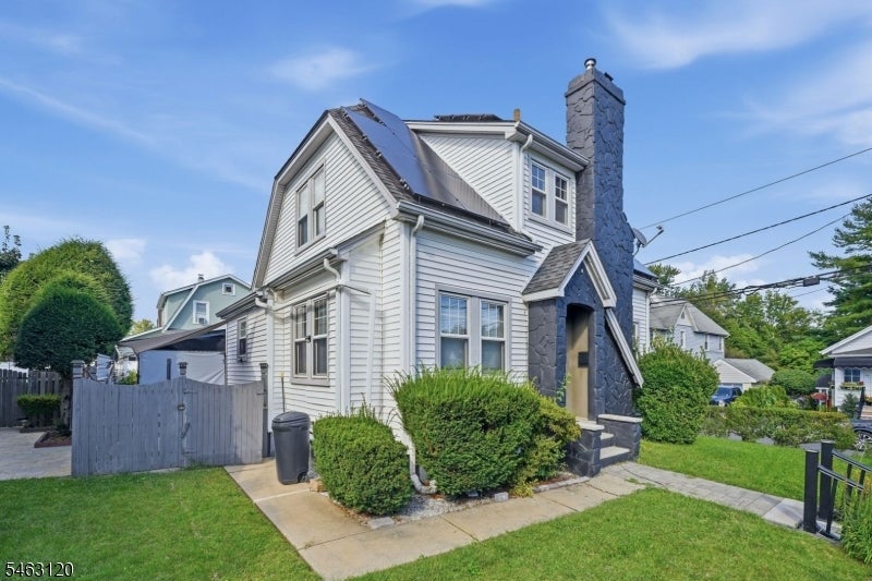 107 Palisade Ave