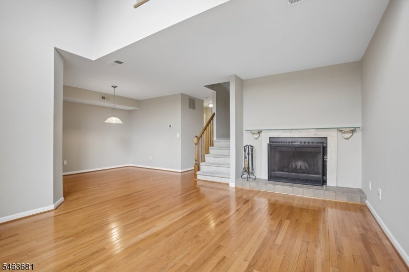 8 Bentley Court