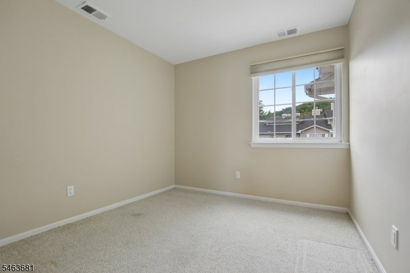 8 Bentley Court