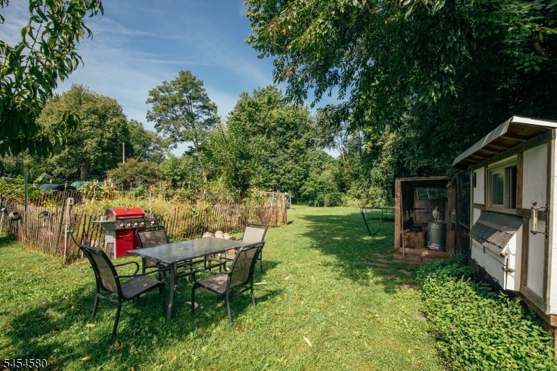 414 Saddle River Rd