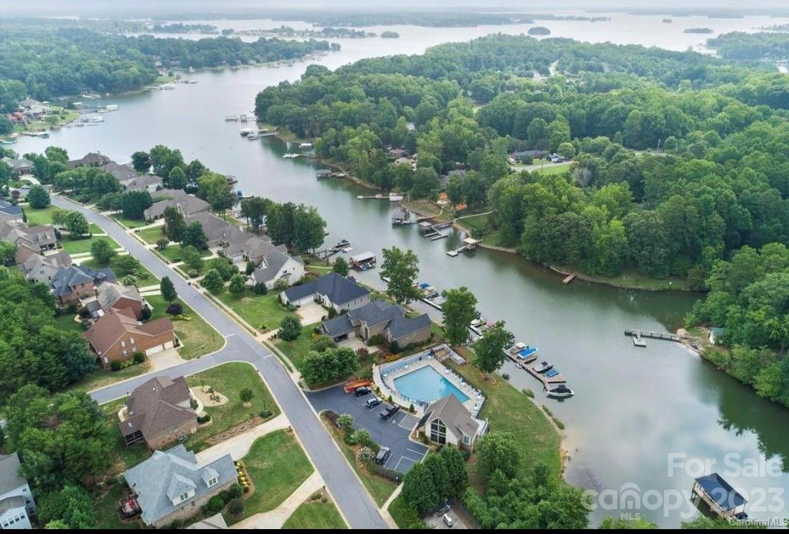 2598 Norman Isle Drive