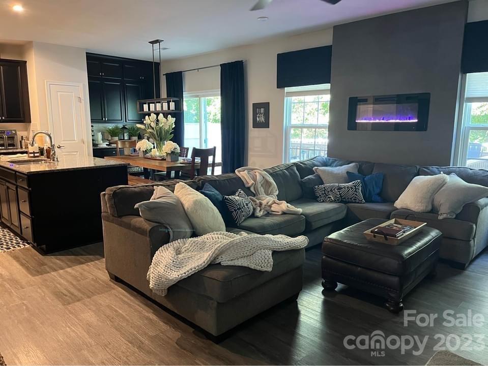 2598 Norman Isle Drive