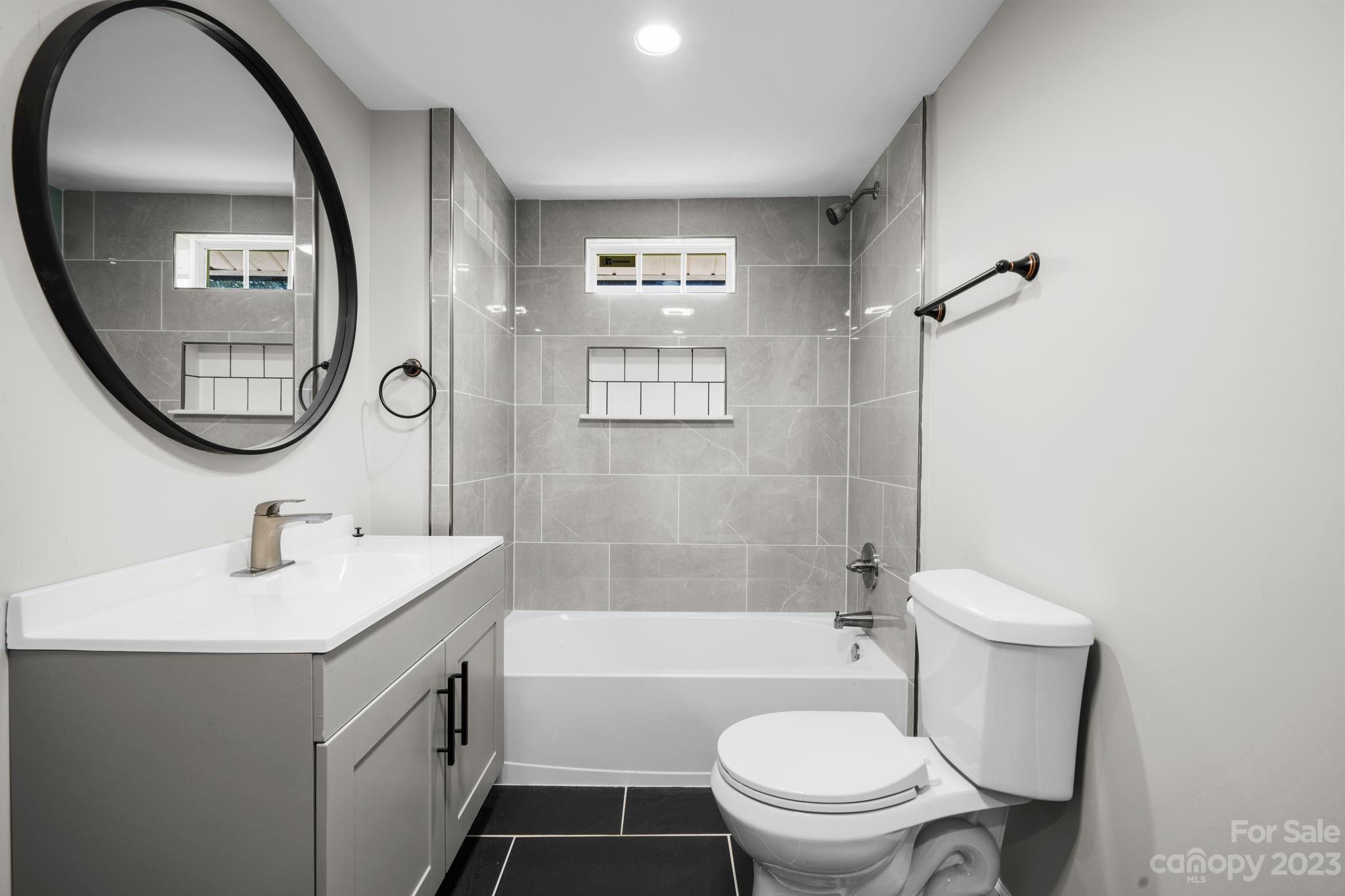 316 9th Street SW