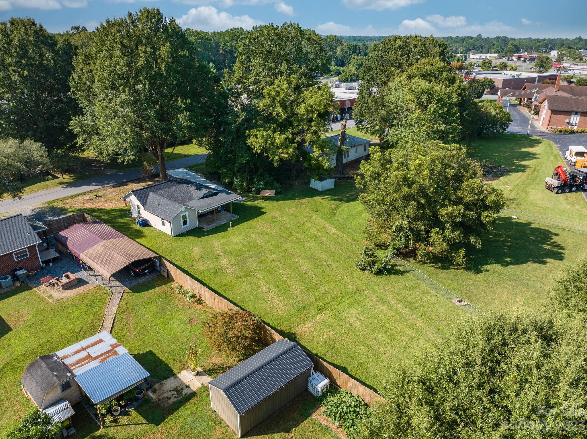 316 9th Street SW