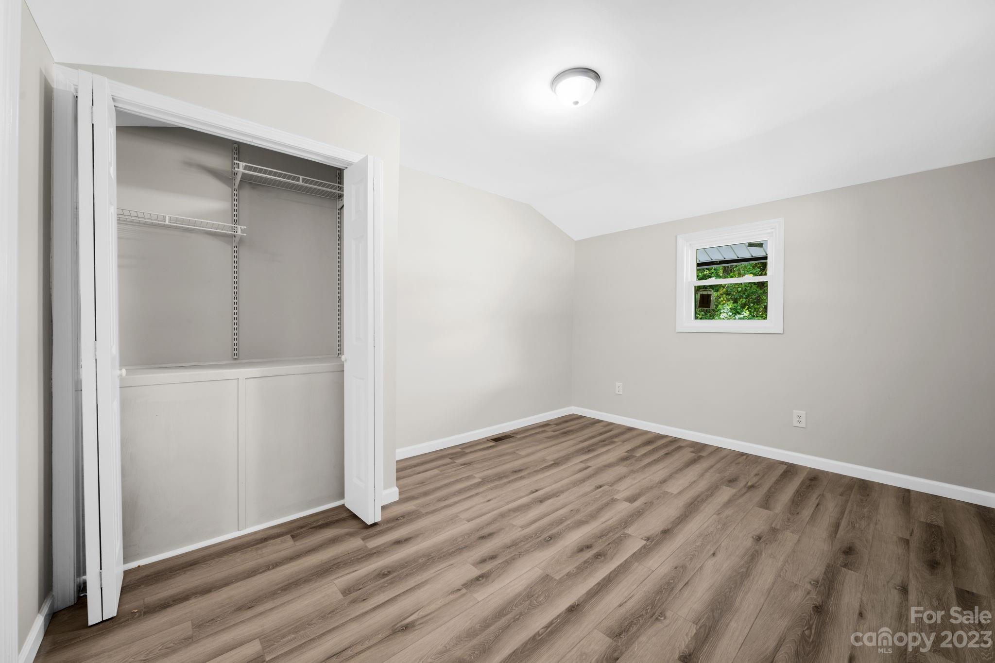 316 9th Street SW