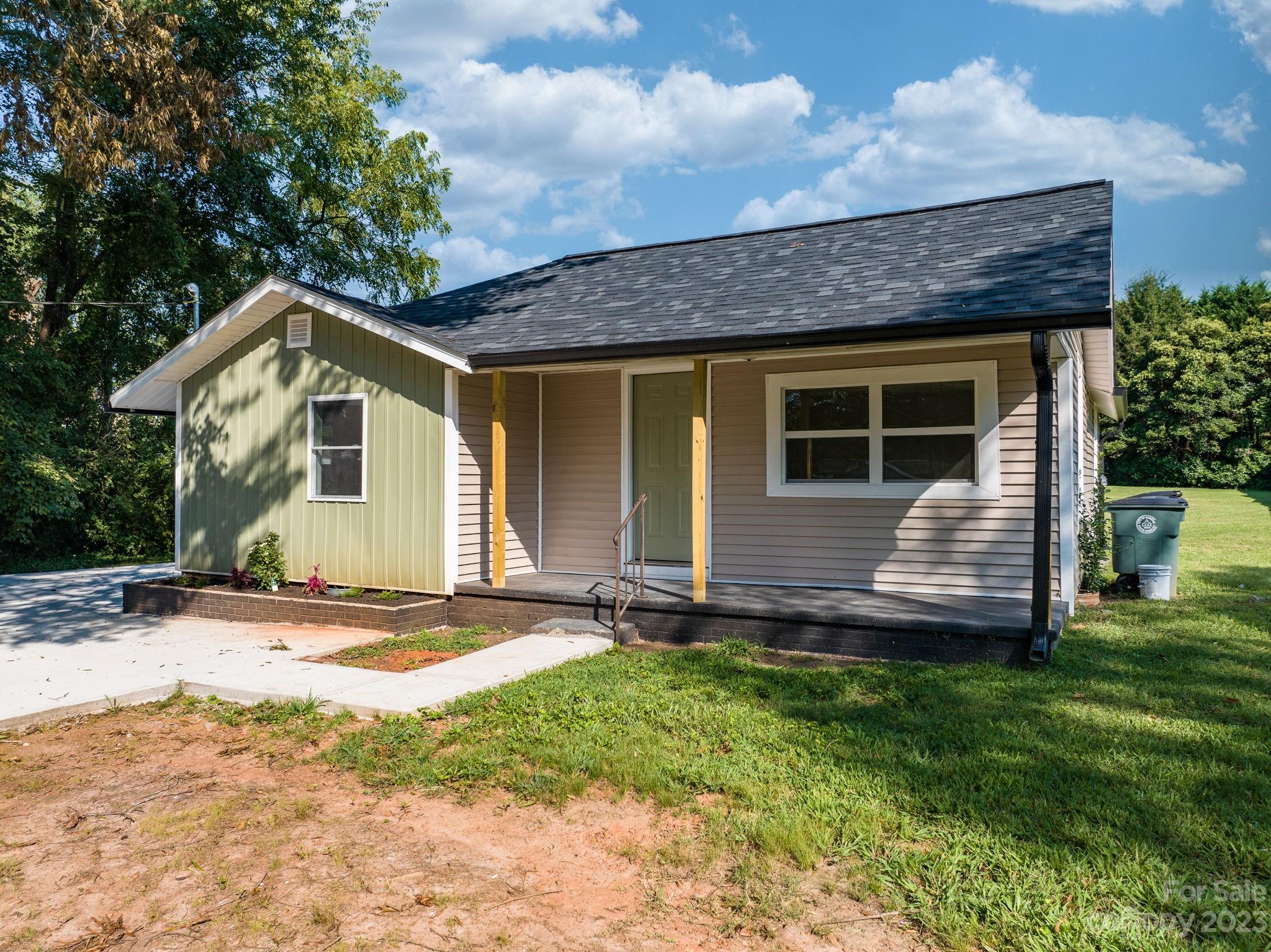 316 9th Street SW