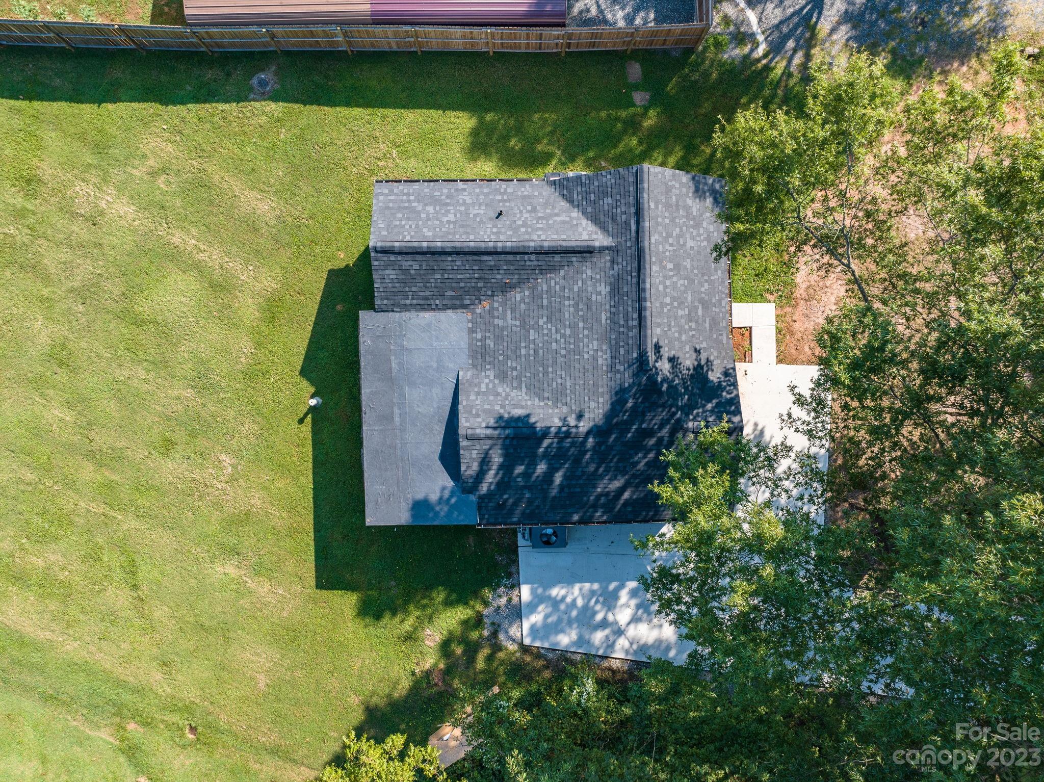 316 9th Street SW