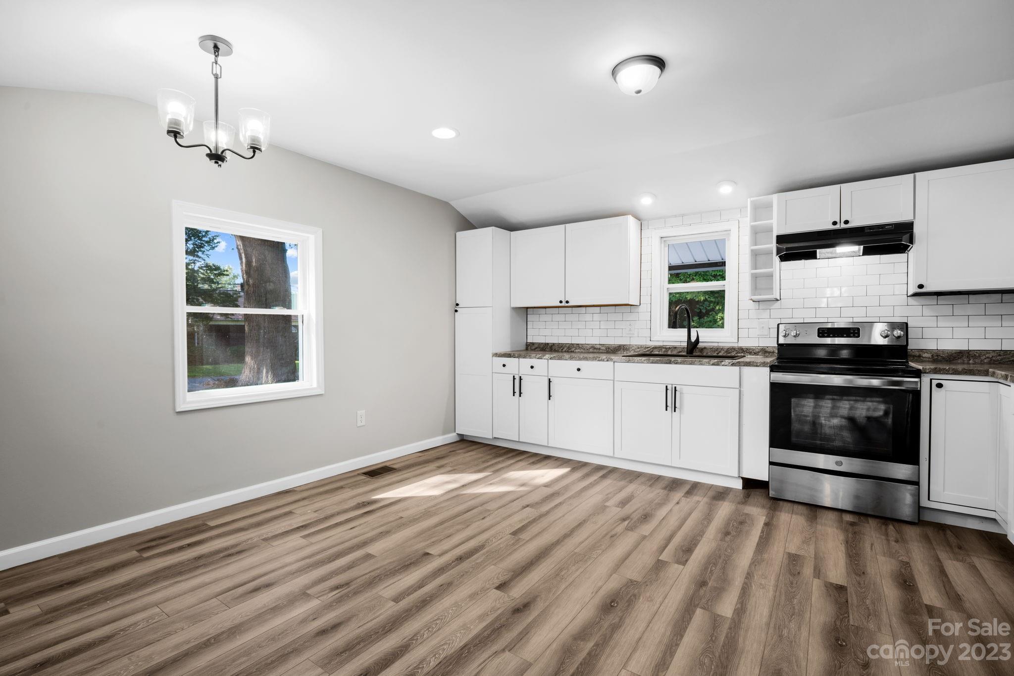 316 9th Street SW