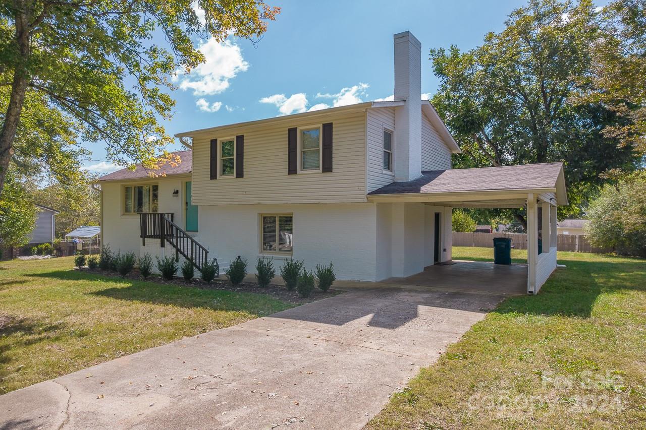 5703 Valley Field Road