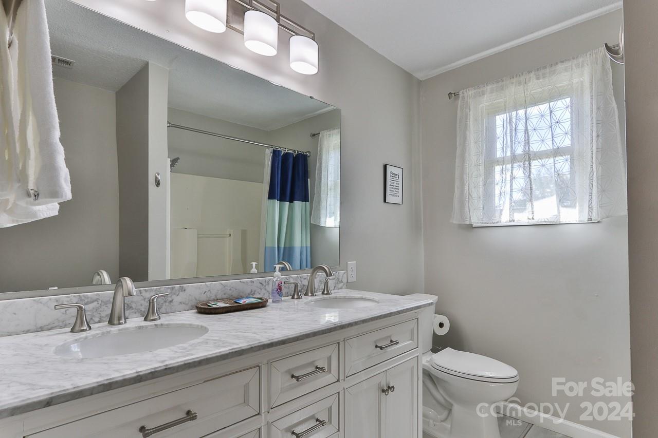 5703 Valley Field Road