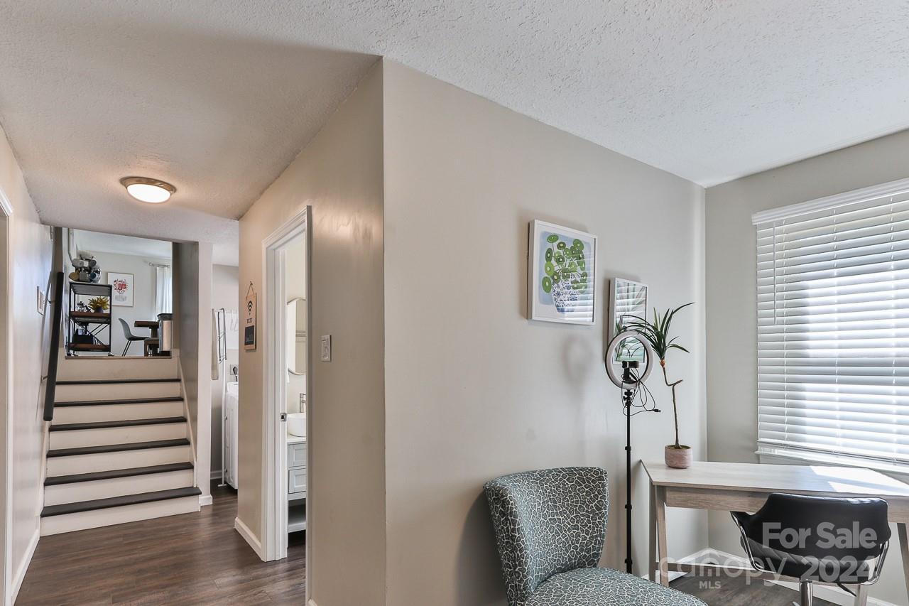 5703 Valley Field Road