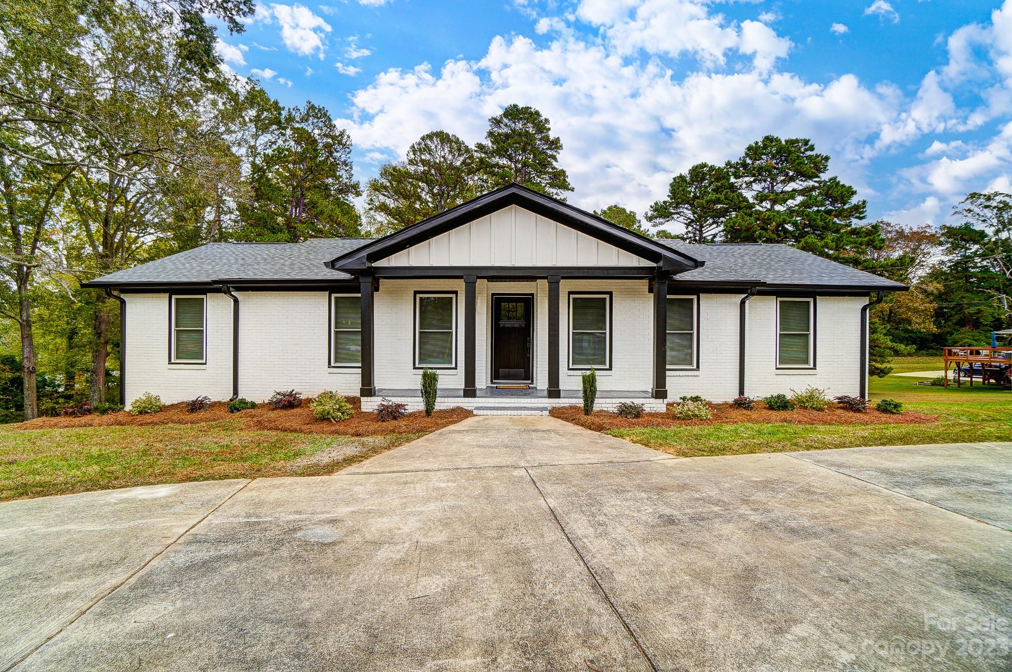 405 Fielding Road