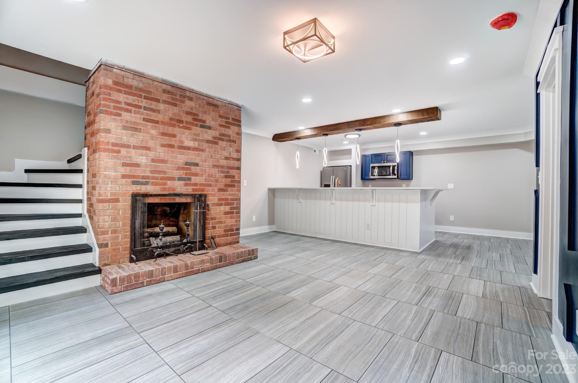 405 Fielding Road