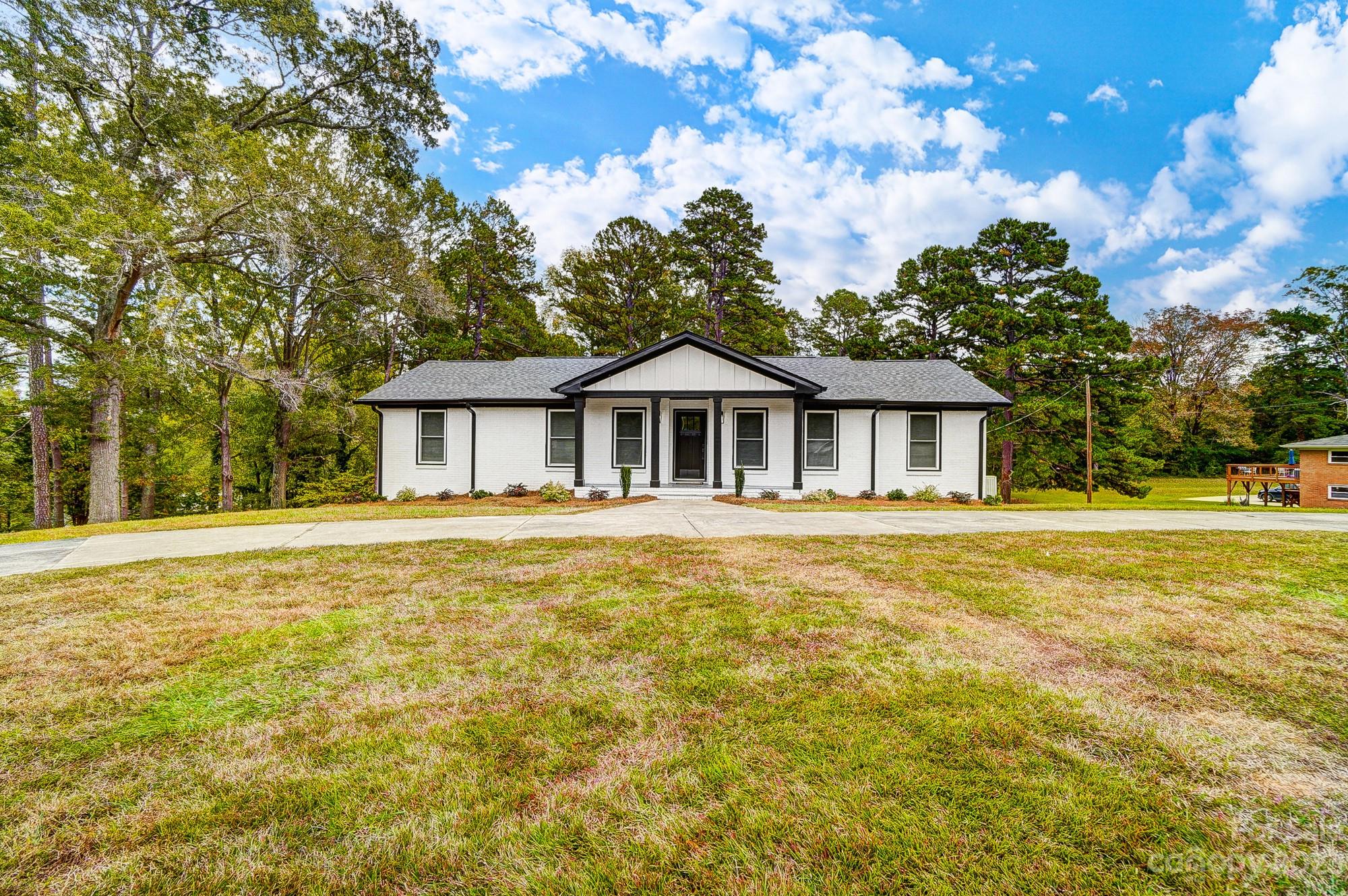 405 Fielding Road