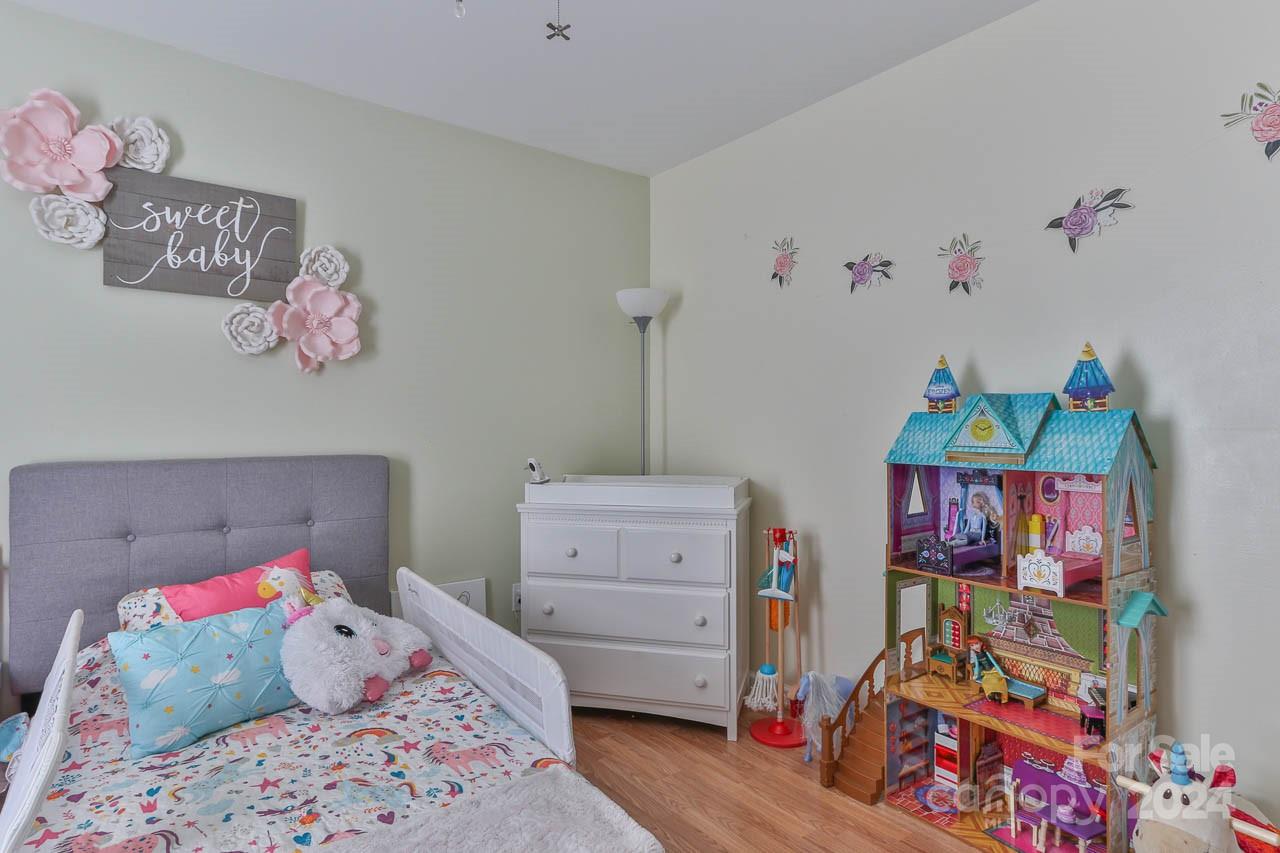 368 Cooper Road