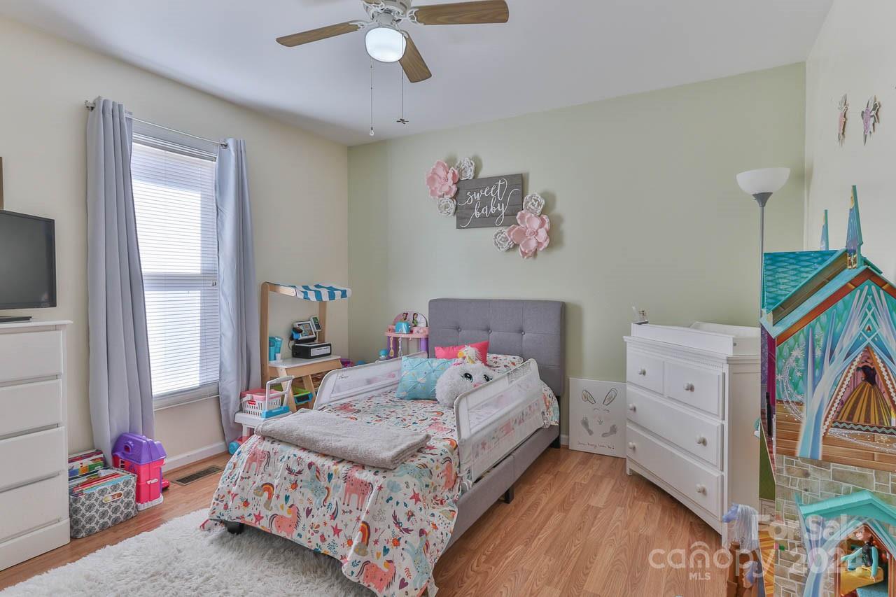 368 Cooper Road