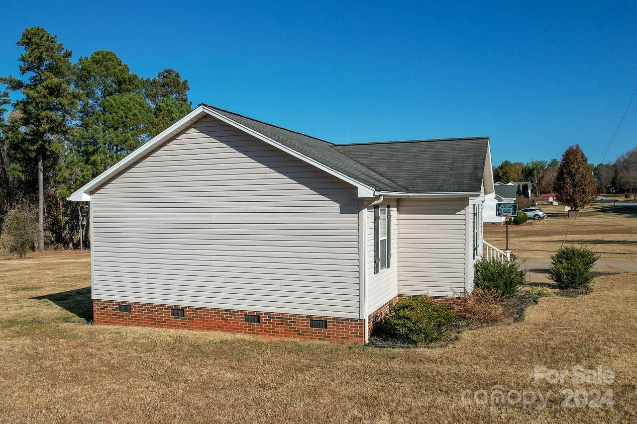 368 Cooper Road