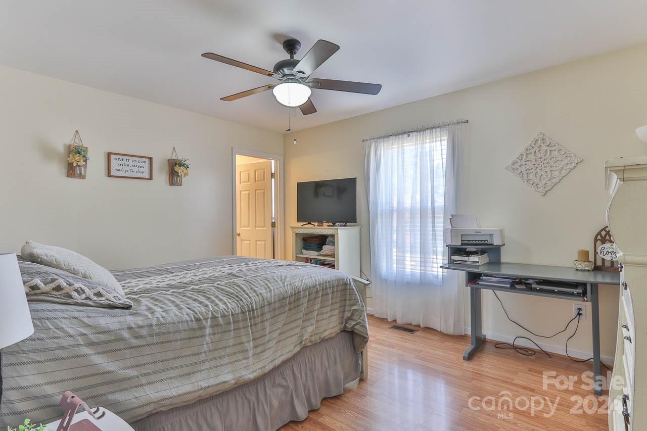 368 Cooper Road
