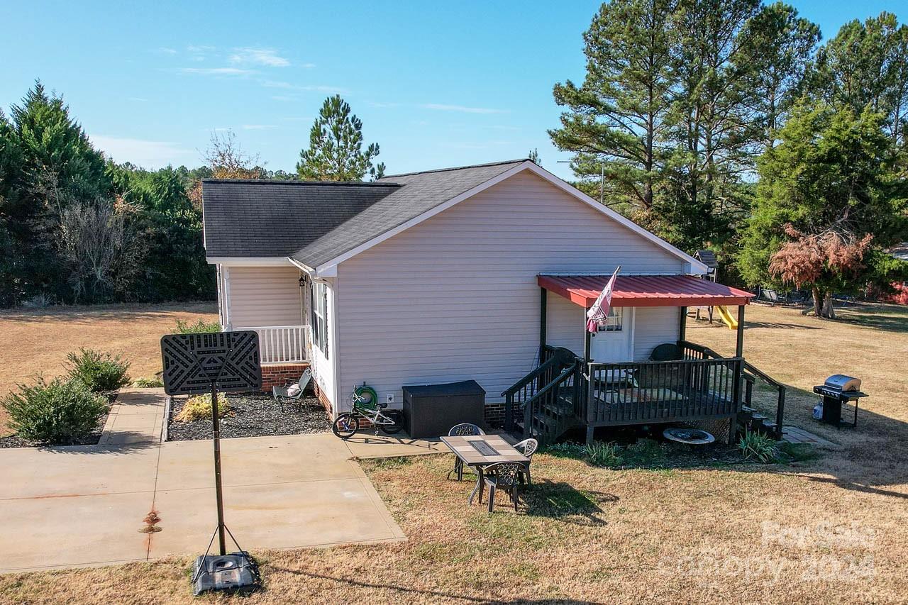 368 Cooper Road