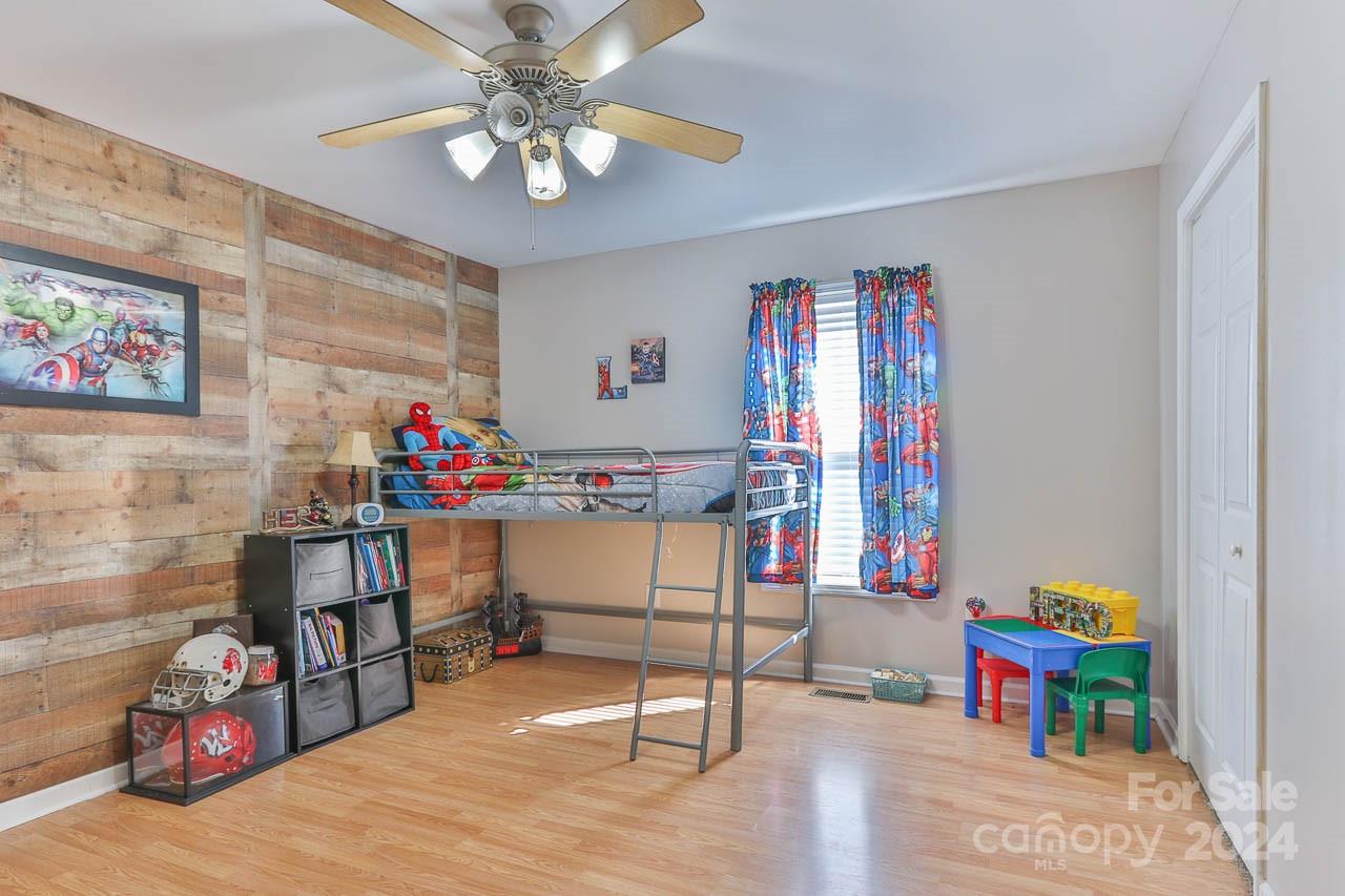 368 Cooper Road